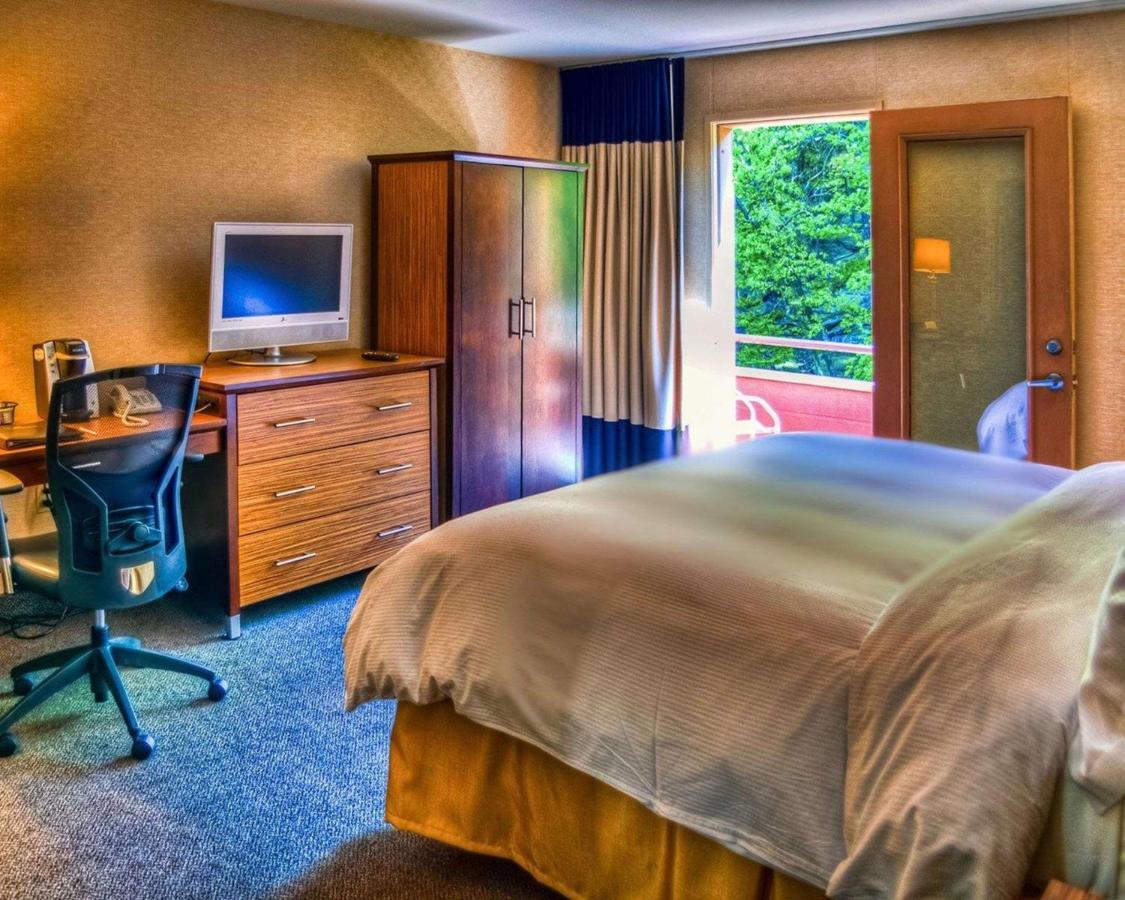 The Woodlands Inn Уилкс-Барре Экстерьер фото